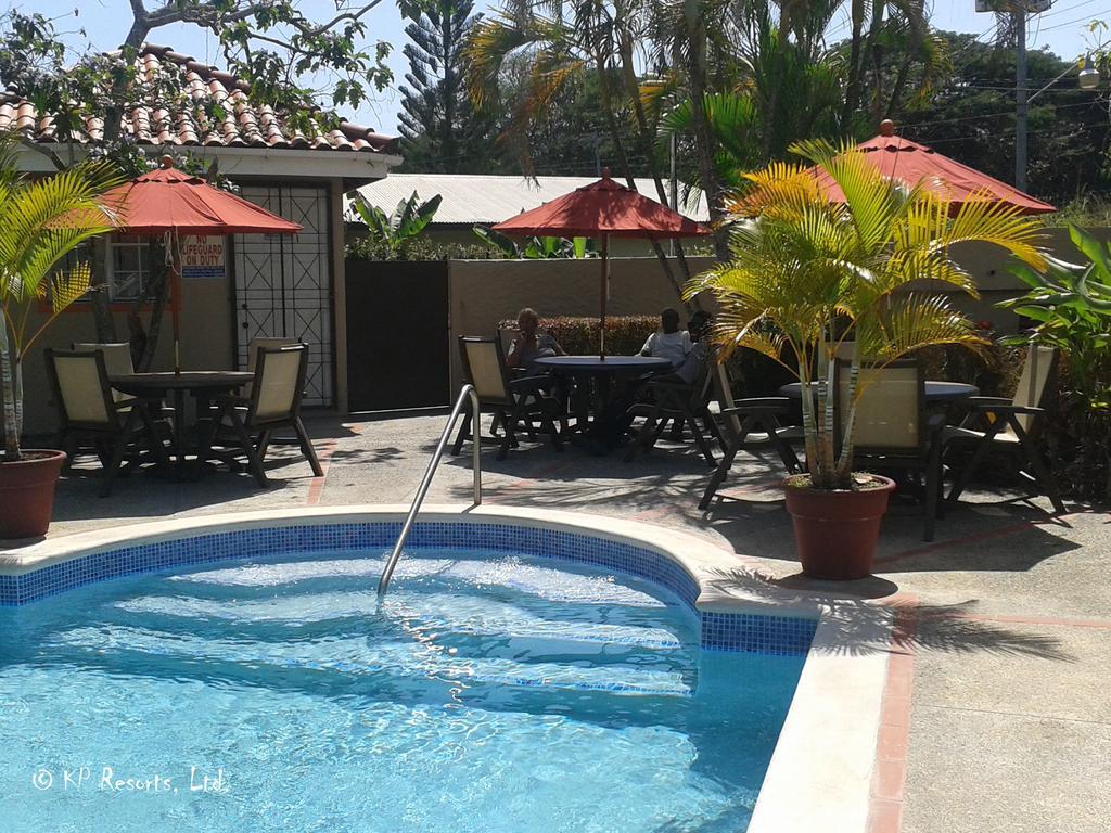 Enchanted Waters Tobago Buccoo Extérieur photo