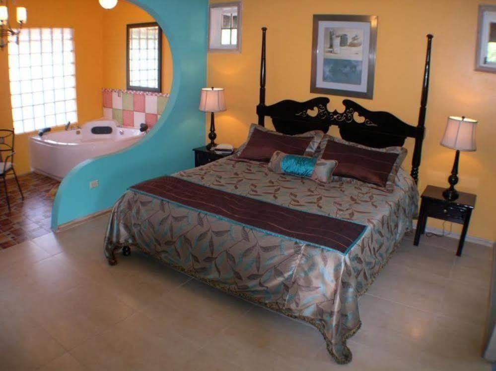 Enchanted Waters Tobago Buccoo Extérieur photo